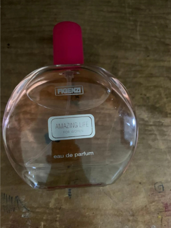 رائحة تفوح مثل الزنبق