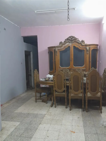 سفره 8كراسي كبيره ونيش قطعتين