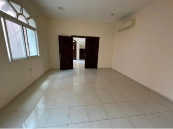 استوديو للإيجار في مدينة محمد بن زايد شامل الماء والكهرباء والصيانة 