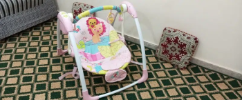mastela kids electric swing (baby) with toys