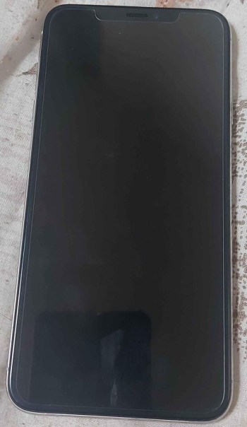 IPHONE XS MAX 512GB SILVER. CLEAN AND GOOD CONDITION. Everything original no open history.