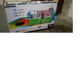 32 inch Malaysian 10/10 Brand New Simple