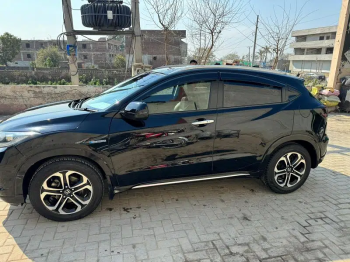 Honda Vezel 2017 model Automatic