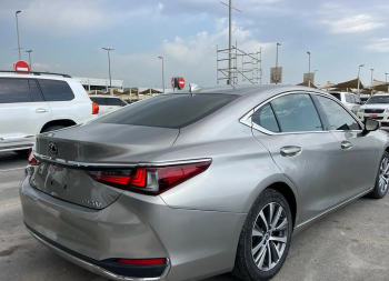 لكزس ES200 موديل 2019 وارد كوريا