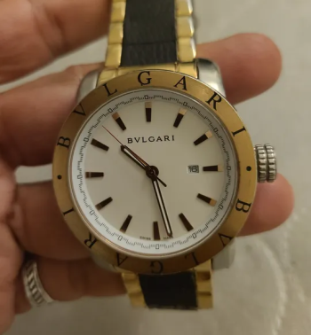 بلغاريا بطاريه موديل مميز