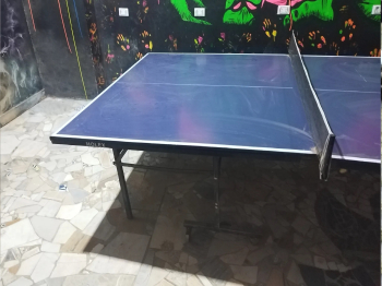 ترابيزة بينج بونج