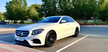 Mercedes E350 very clean