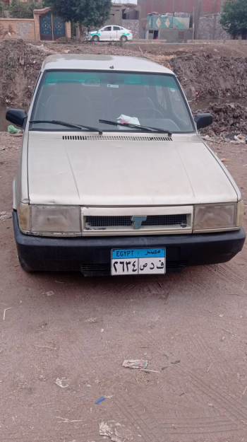 عربيه شاهين موديل 1997 غاز وبنزين خواجه دواخل رأسه بره نظافه