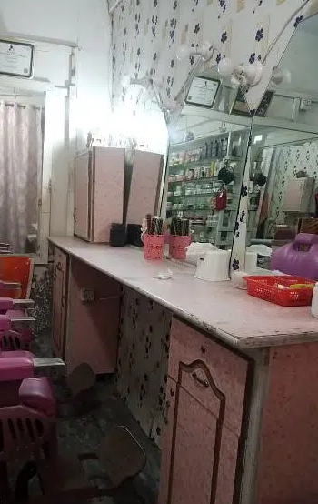 Beauty Saloon for sale