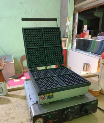 للبيع وافل وفشار