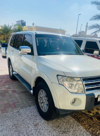 Mitsubishi Pajero 2010 in clean condition for sale.
