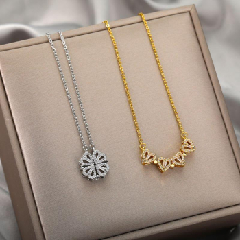 Radiate Luck and Elegance with the Luxury Four Leaf Clover Women's Necklace!
