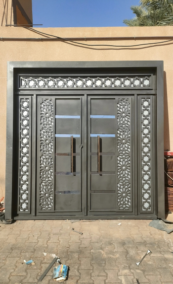 باب ڨراج للبيع