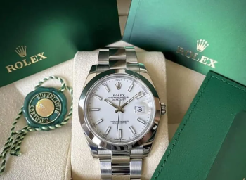 خبراء في تقييم و شراء الساعات السويسريه