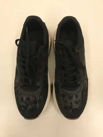 Bershka sneakers women