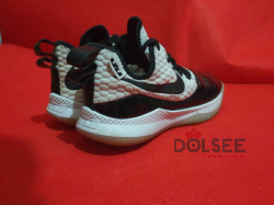 Basket nike air jordan p42