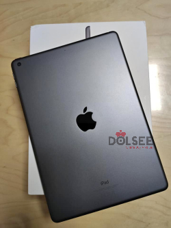 Immaculate iPad 7th Generation 32GB