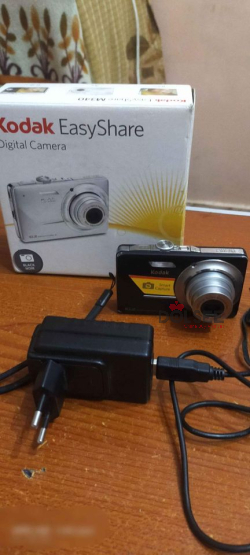 كاميرا كودك ايزي شير حاله الجديدة بحاجتها كامله