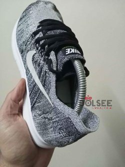 نايك مقاس 40,5 طري جدا خفيف