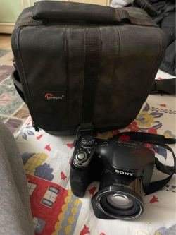 Sony Cybershot DSC-H200 26x Optical zoom