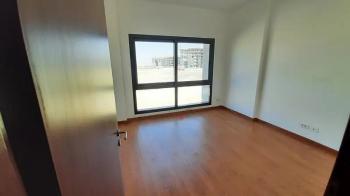 شقه للبيع ببريفادو مدينتيشقه ٨٣ متر ارضي