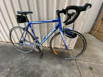 ROAD BIKE TREK ALPHA AS NEW CONDITION LARGE FRAME SIZE