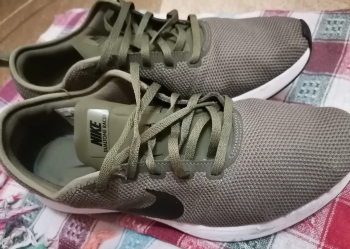 Original Nike sports shoes size 46