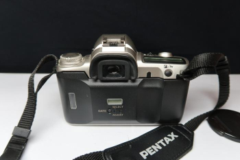 Pentax ZX-50 1:4 - 5:6 35-80mm lens film Camera in Fredericksburg, Ohio