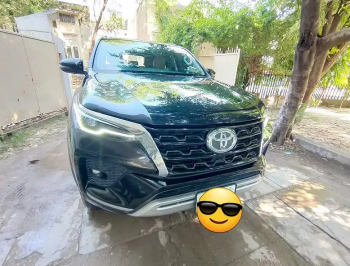 Toyota Fortuner 2.7-V 4x4 2021