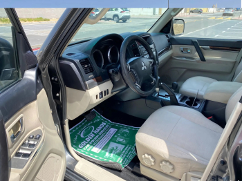 mitsubishi pajero 2011 gcc full automatic