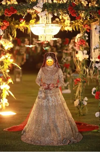 Bride lehnga long tail