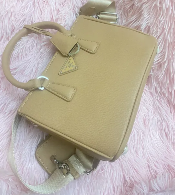 prada tote bag