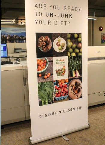 جميع تصميمات لوجو و الهويات البصرية + الرول اب و DI