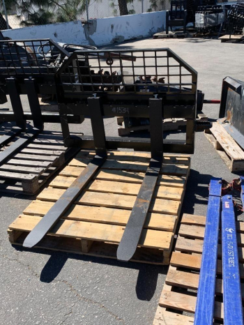 UNUSED JBX 4000 48" FORK ATTACHMENT #1534