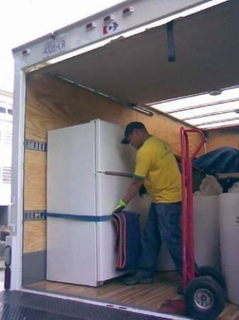 Moving/Delivery,Labor only,Trash removal