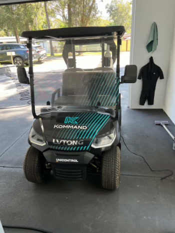 Golf Buggy Brand New - 2 Seater - Electric LV Tong - Odometer 18km
