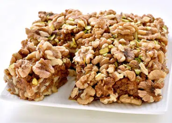 Multani Sohan Halwa. . ملتانی سوھن حلوہ