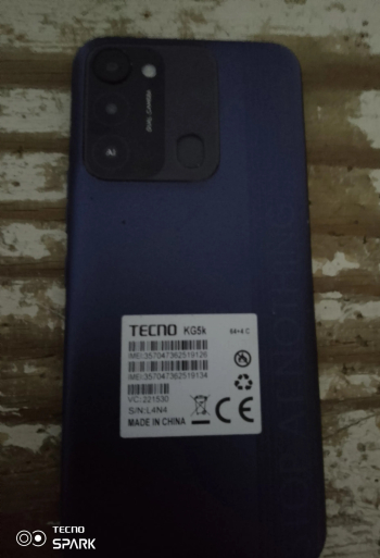 تكنو سبارك 8c