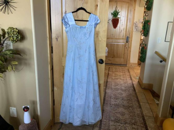 BEAUTIFUL MODEST FORMAL DRESSES in Herriman, Utah