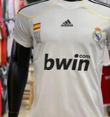 تيشرتات كلاسيك كره قدم