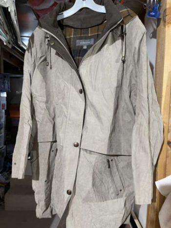 Women's Liz Claiborne Lined Coat size 3x in Pleasant View, Utah