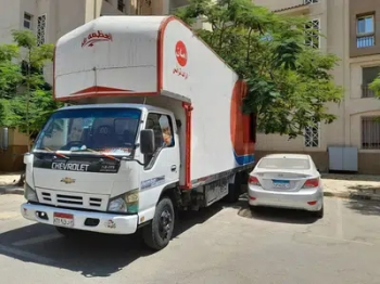 عفشك في أمان نقل الأثاث شحن البضائع في جميع أنحاء مصر