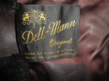 (Possibly Mink) Dell Mann Original Vintage Woman’s Fur Coat – Size 8