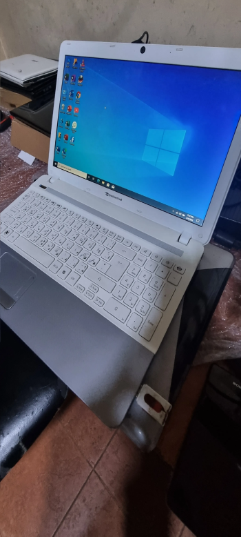 laptop packball