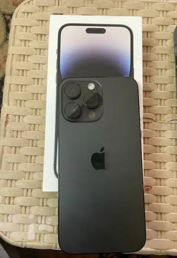 ايفون ١٤ برو ماكس