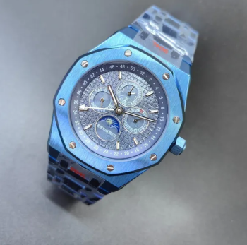 ساعات وماركات متنوعة